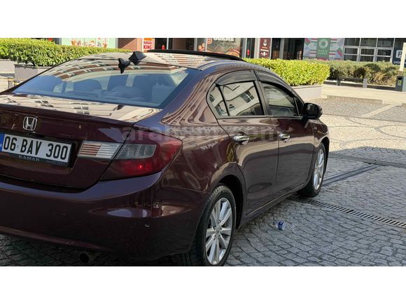 Sahibinden Honda Civic 1.6i VTEC Eco Elegance 2013 Model 