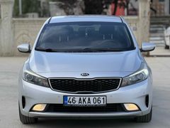 Sahibinden Kia Cerato 1.6 CRDi Concept Techno 2017 Model
 206.000 km Gri (Gümüş)