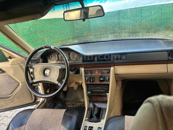 Sahibinden Mercedes - Benz E 300 D 1986 Model 