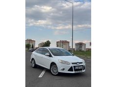 Sahibinden Ford Focus 1.6 TDCi Style 2013 Model  310.000 km Beyaz