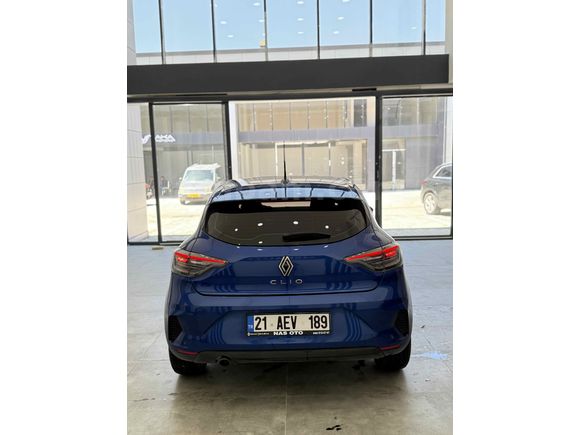 Sahibinden Renault Clio 1.0 TCe Evolution 2023 Model 