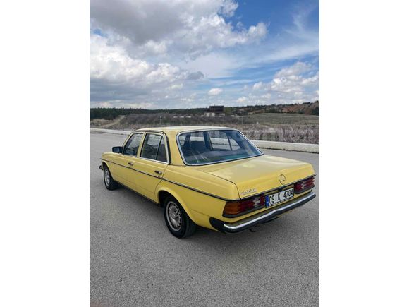 Sahibinden Mercedes - Benz E 200 d 1984 Model  Düşük kilometre 