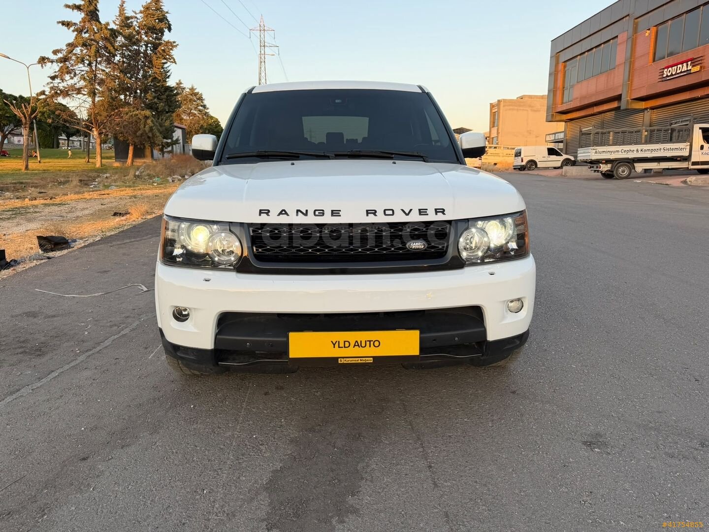 Galeriden Land Rover Range Sport 3.0 SDV6 Premium HSE 2012 Model Gaziantep 145.000 km Beyaz 2