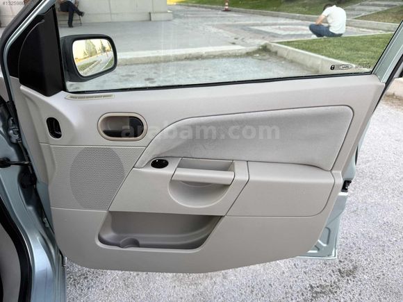 BOYASIZZ-195.000KM-FİESTA