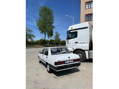 Sahibinden Tofaş Doğan SLX 1998 Model

 