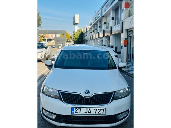 Sahibinden Skoda Rapid 1.4 TDI GreenTec Style 2015 Model 