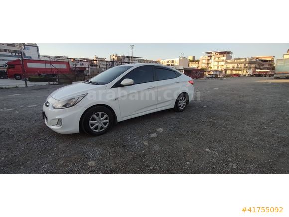 Masrafsız Bakımlı Ses Sistemli Accent Blue
