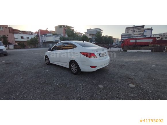 Masrafsız Bakımlı Ses Sistemli Accent Blue