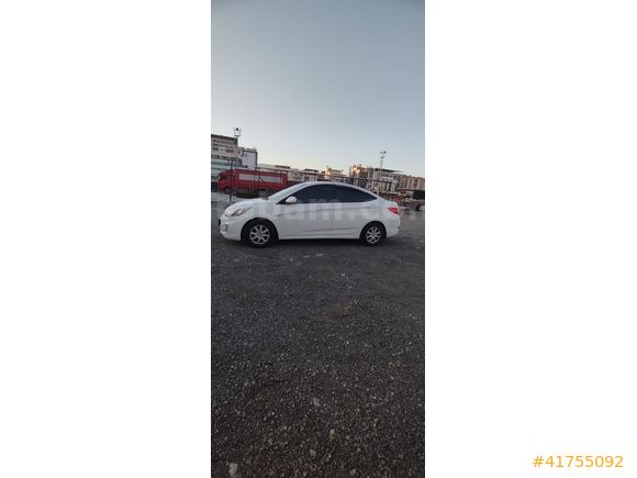 Masrafsız Bakımlı Ses Sistemli Accent Blue
