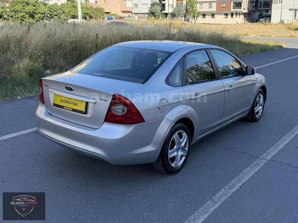 FORD FOCUS 1.6 TREND X