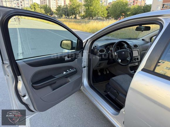 FORD FOCUS 1.6 TREND X