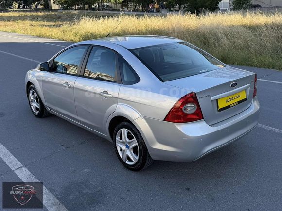 FORD FOCUS 1.6 TREND X