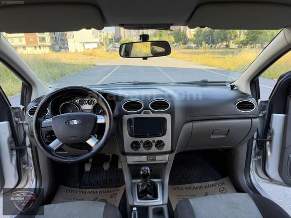 FORD FOCUS 1.6 TREND X