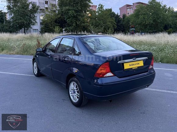 FORD FOCUS 1.6 CHİA DOLU