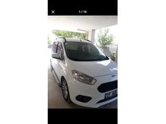 Sahibinden Ford Tourneo Courier 1.5 TDCi Journey Titanium Plus 2020 Model