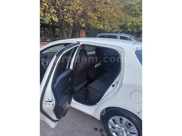 Sahibinden Toyota Yaris 1.33 Fun 2012 Model