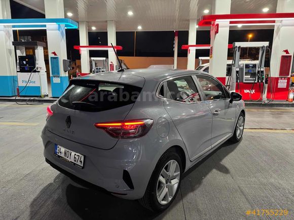 AKGÜL 34 2025 CLİO 1.0 TCE EVOLUTİON GSR-2 BOYASIZ %20 KDV'Lİ
