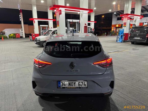 AKGÜL 34 2025 CLİO 1.0 TCE EVOLUTİON GSR-2 BOYASIZ %20 KDV'Lİ
