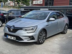2024 RENAULT MEGANE 1.3 TCE İCON 35 BİN KM BOYASIZ