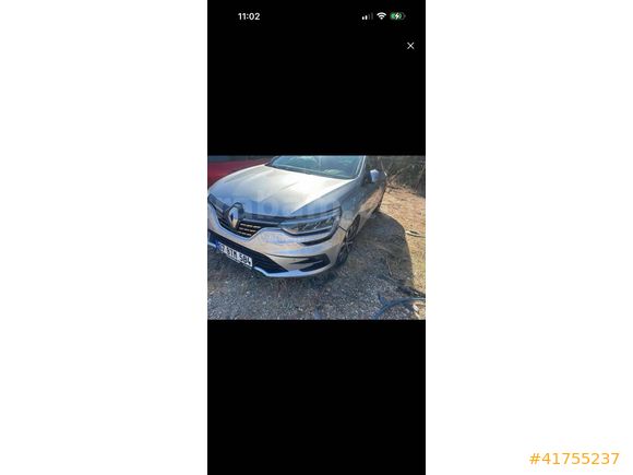 2024 RENAULT MEGANE 1.3 TCE İCON 35 BİN KM BOYASIZ