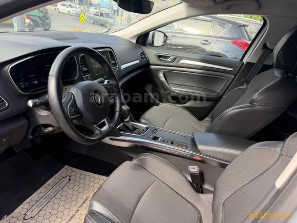 2024 RENAULT MEGANE 1.3 TCE İCON 35 BİN KM BOYASIZ