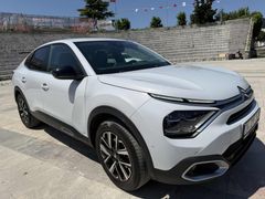 AKGÜL 34'DEN CITROEN C4X/1.2 PURETECH/SHİNE/EAT8/KM:35.000
