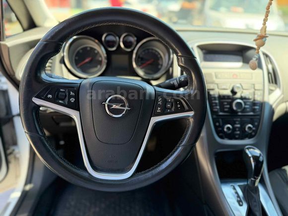 Otomatik Astra Şimdi Yeni Sahibini Bekliyor.