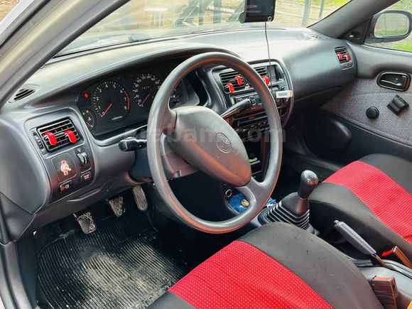 Sahibinden Toyota Corolla 1.6 XLi 1996 Model 