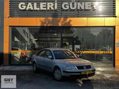 GALERİ GÜNEY den 16 YILLIK SAHİBİNDEN PASSAT