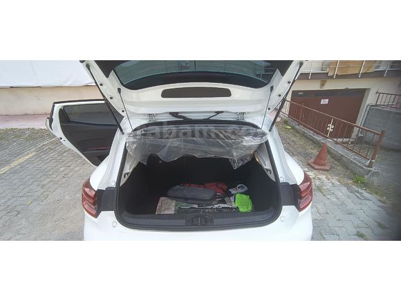 Sahibinden Renault Clio 1.0 TCe Touch 2021 Model
