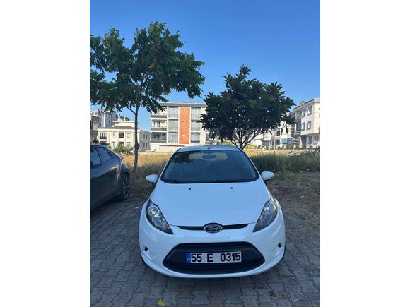 Sahibinden Ford Fiesta 1.4 TDCi Trend 2012 Model  178.000 km Beyaz