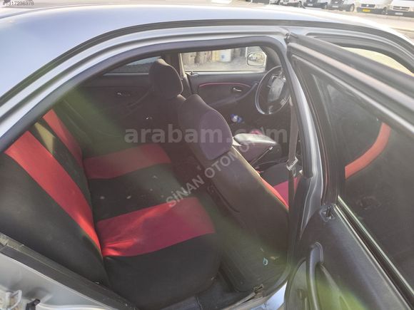 HONDA CİVİC 1,4 İ 1997