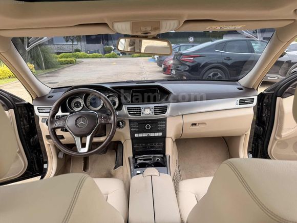 MERCEDES E 180 CAM TAVAN