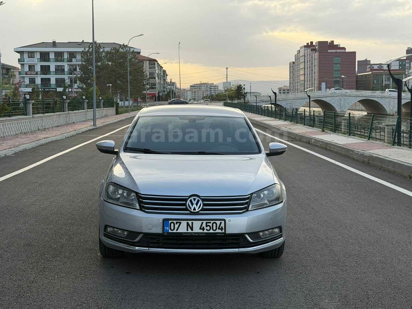 Galeriden Volkswagen Passat 1.4 TSi BlueMotion Comfortline 2014 Model Afyonkarahisar 161.000 km Gri 6