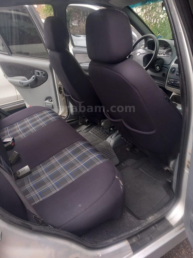Sahibinden Tata Indica 1.4 Basic 2007 Model İstanbul 135.000 km Gri (Gümüş) 5