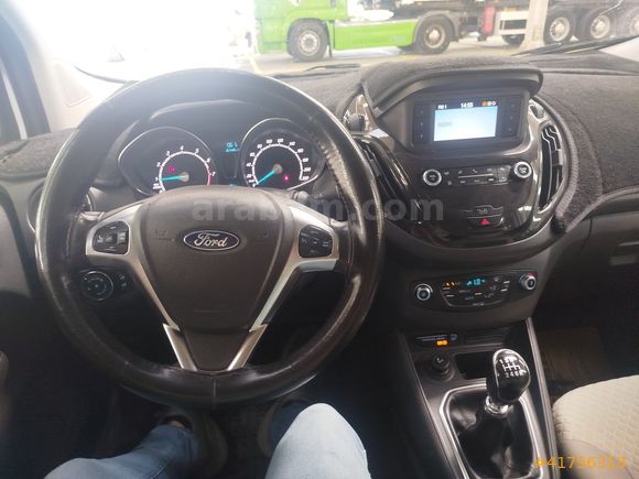 HATASIZ FORD COURİER 1.0 TİTANUM 2022 MODEL