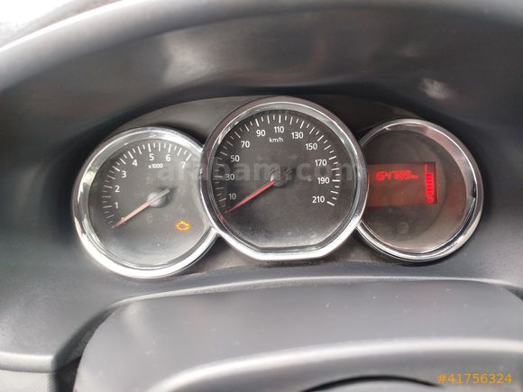 DACİA SANDERO 2015 STEPWAY SINIF TEMİZLİKTE