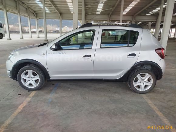DACİA SANDERO 2015 STEPWAY SINIF TEMİZLİKTE