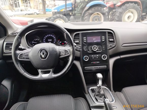 RENAULT MEGANE 2020 MODEL TOUCH PAKET TERTEMİZ