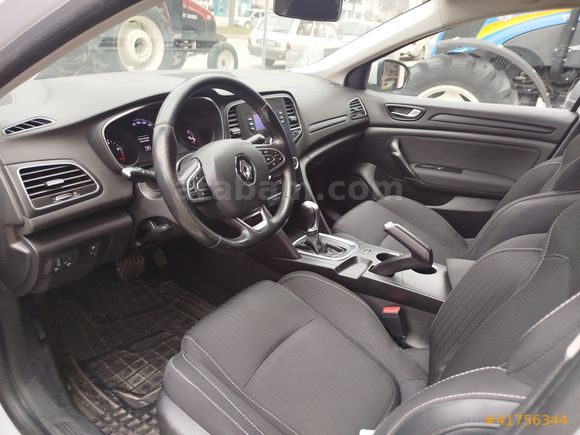 RENAULT MEGANE 2020 MODEL TOUCH PAKET TERTEMİZ