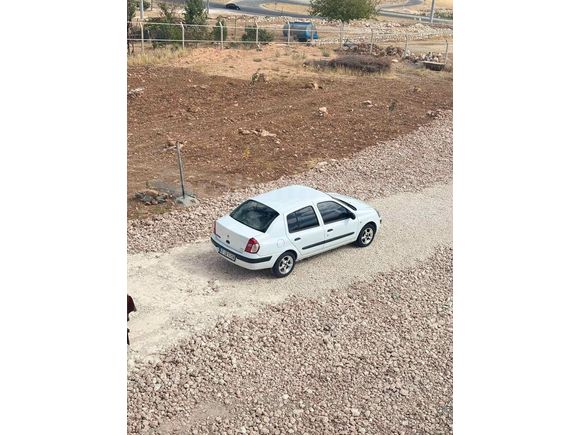 Sahibinden Renault Clio 1.4 Alize 2005 Model 