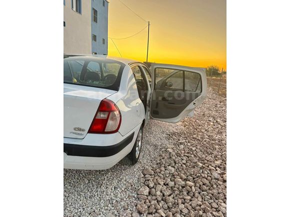 Sahibinden Renault Clio 1.4 Alize 2005 Model 