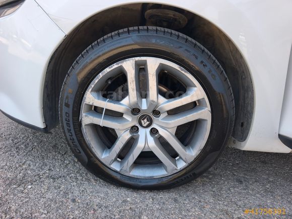 ÜMİT AUTO/2015/RENAULT/CLIO/JOY/212.BİN.KM/