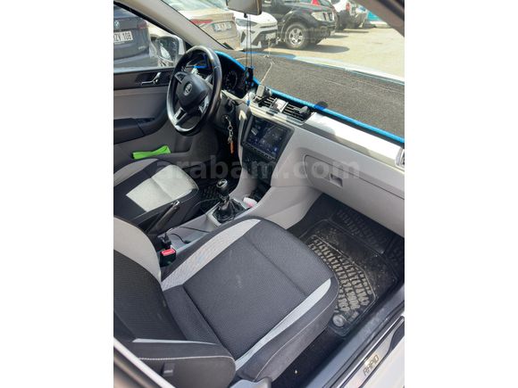 Sahibinden Skoda Rapid 1.6 CR TDI Spaceback Ambition 2014 Model