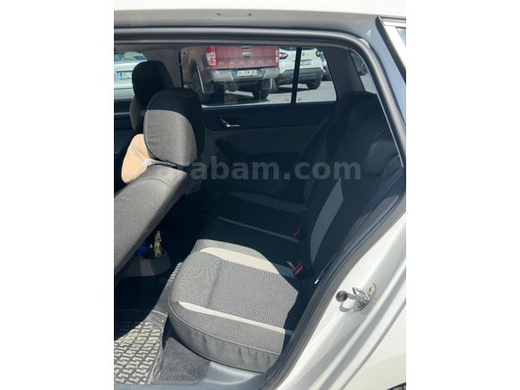 Sahibinden Skoda Rapid 1.6 CR TDI Spaceback Ambition 2014 Model