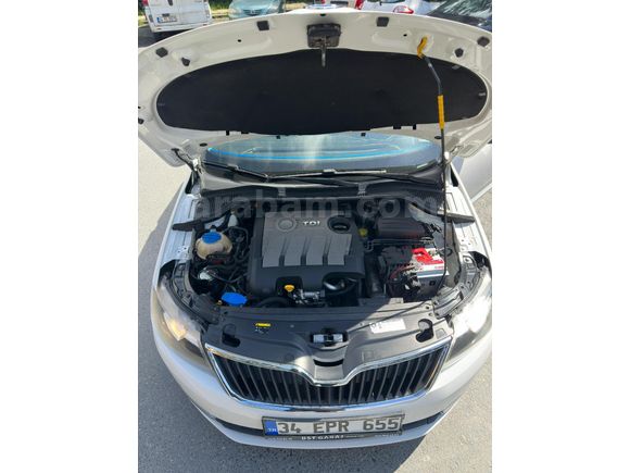 Sahibinden Skoda Rapid 1.6 CR TDI Spaceback Ambition 2014 Model