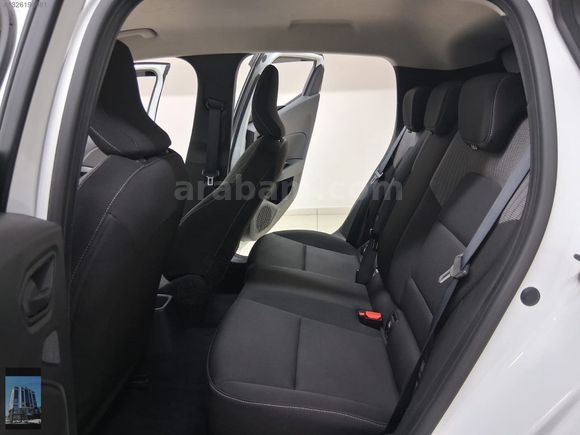 YÜCELER OTO'DAN 2023 MODEL RENAULT CLİO 1.0 SCE KDV%20 HATASIZ