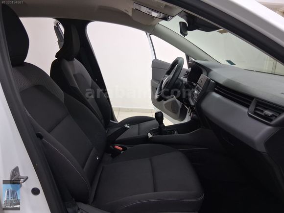 YÜCELER OTO'DAN 2023 MODEL RENAULT CLİO 1.0 SCE KDV%20 HATASIZ