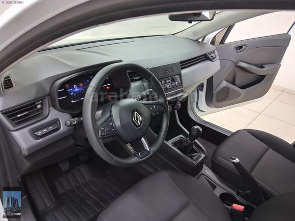 YÜCELER OTO'DAN 2023 MODEL RENAULT CLİO 1.0 SCE KDV%20 HATASIZ