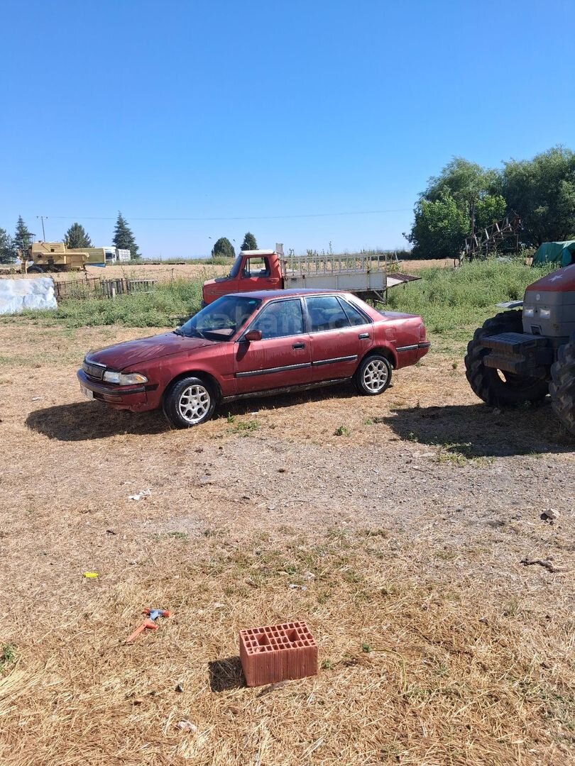 Sahibinden Toyota Carina 1.6 XLi 1991 Model Eskişehir 360.000 km Kırmızı 4